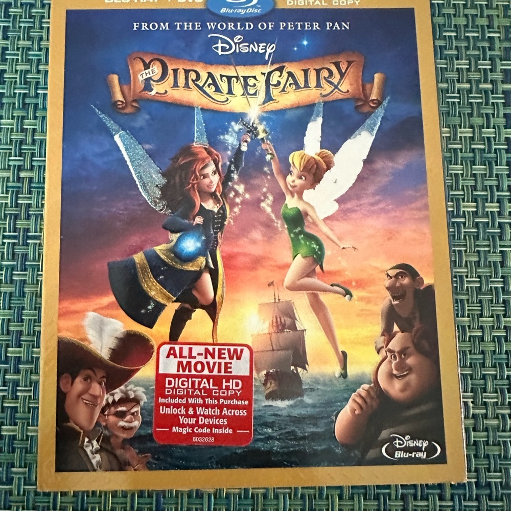 Disney Pirate Fairy Blu-ray — Blue, Gold, Green Artwork
